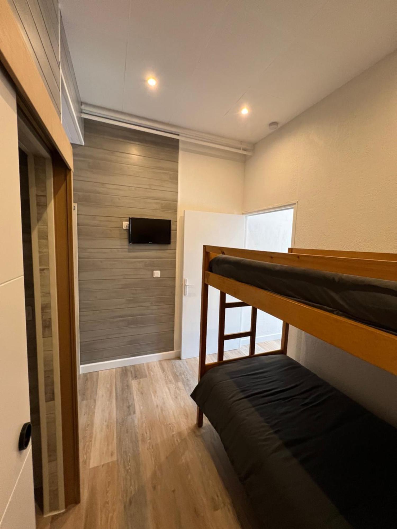Complexe Les 4 Saisons Hotel Oust ภายนอก รูปภาพ